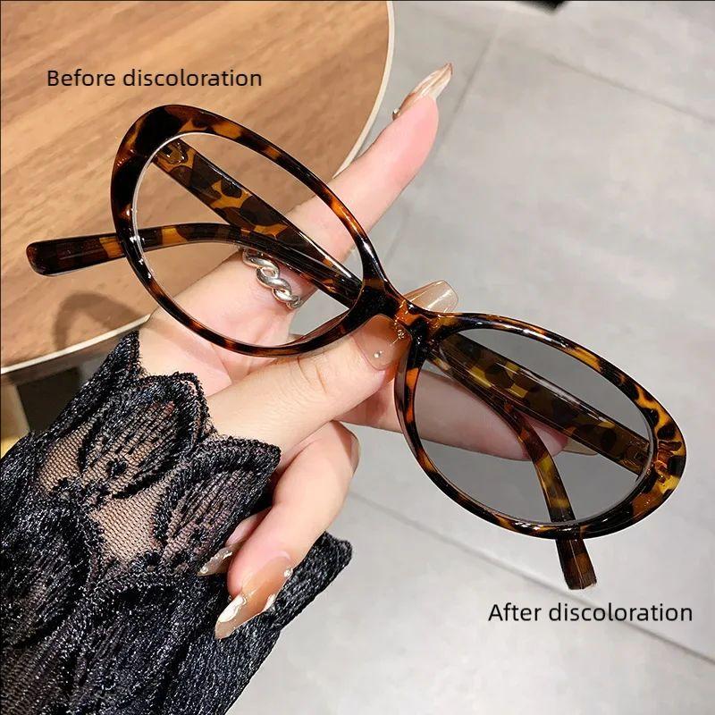 

2025 New Retro Cat Eye-changing And Fashionable Face-show Small Big Frame Myopia Glasses 6083 -200