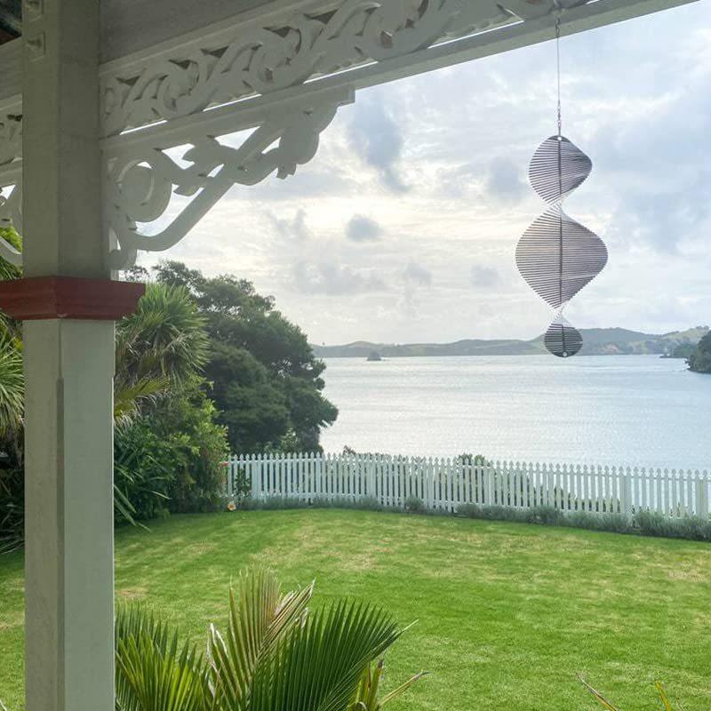 Creative Metal Spiral Wind Spinner - Silent 3D Tornado Wind Chimes - Outdoor Garden & House Decoration Bird Scare