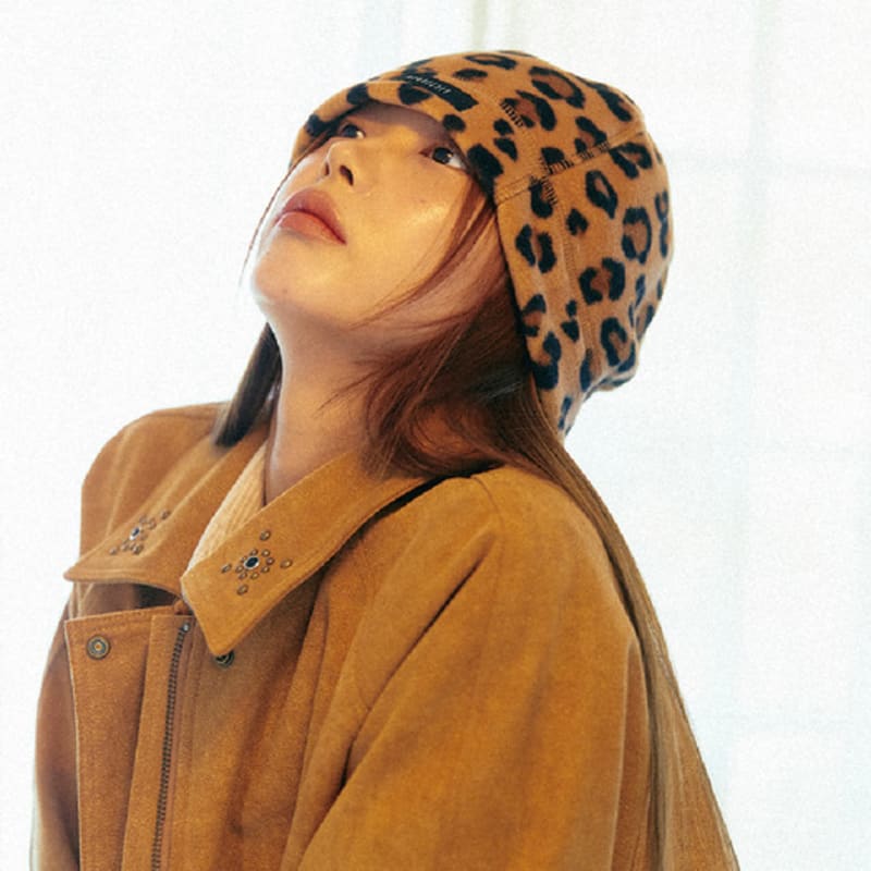 

Шапки-бини из поларфлиса COOKEESEE (Леопардовый бежевый) Leopard Beige