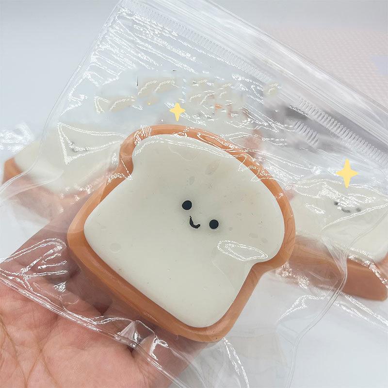 Kawaii Toast Mochi Squishy Squeeze Slow Rebound Stress Relief Toy Pureed Bread Slices Dessert Girl'S Birthday Gift Fidget Toys