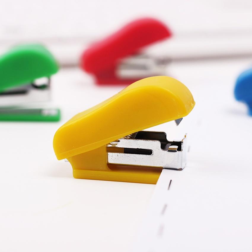1PCS Keychain style alloy Mini stapler