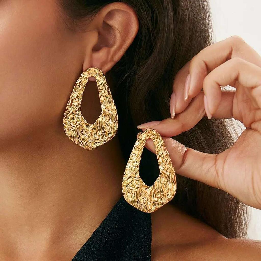 PuRui Punk Hollow Out Gold Color Wrinkled Texture Pendant Earrings Vintage Irregular Geometric Drop Earrings Female Zircon New