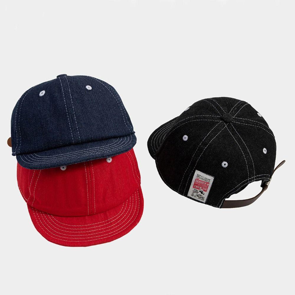 Fashion Vintage Denim Baseball Cap Hip-hop Style Short Brim Dad Hat Breathable Adjustable Trucker Style Cap for Men and Women
