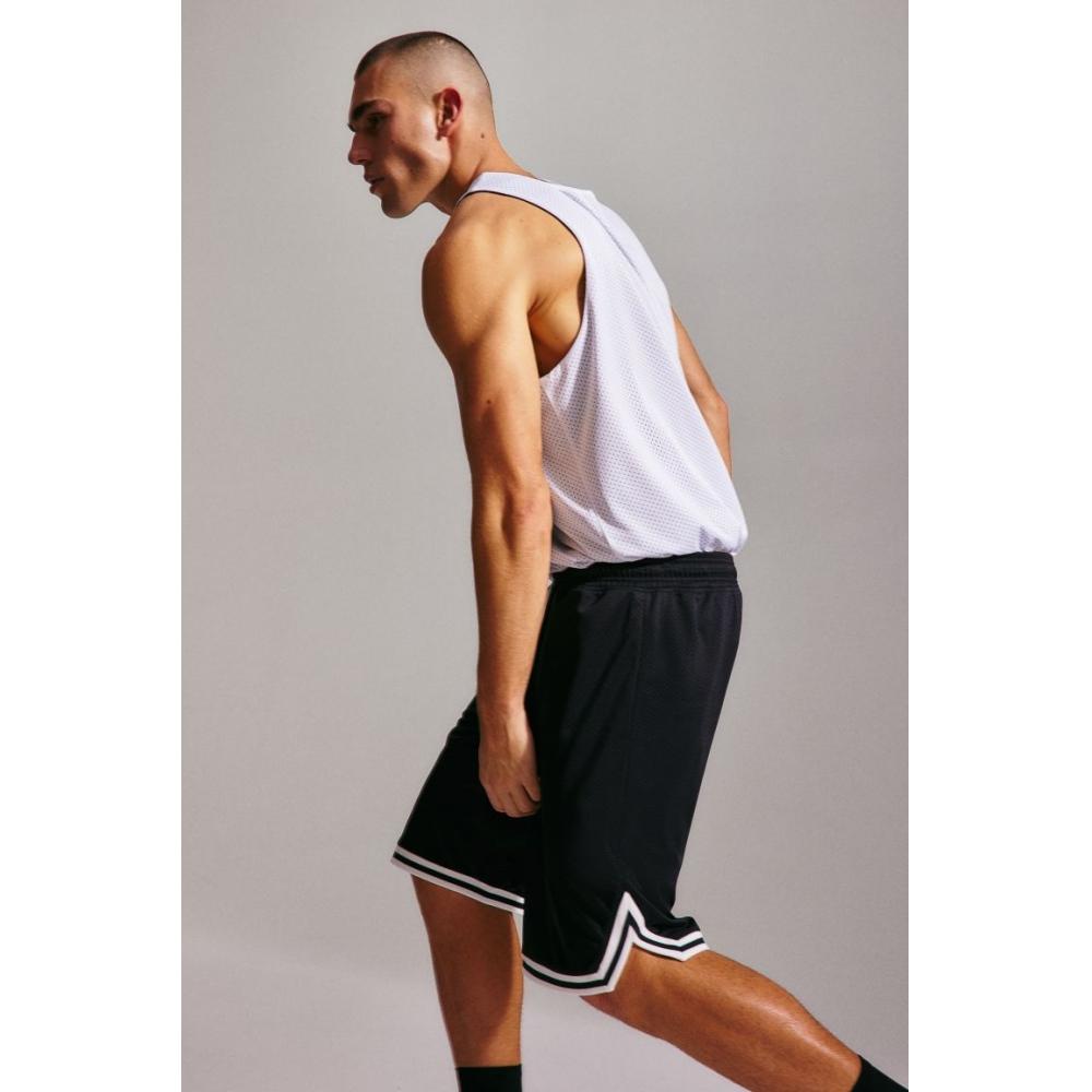 

Баскетбольные шорты HM DryMove черные