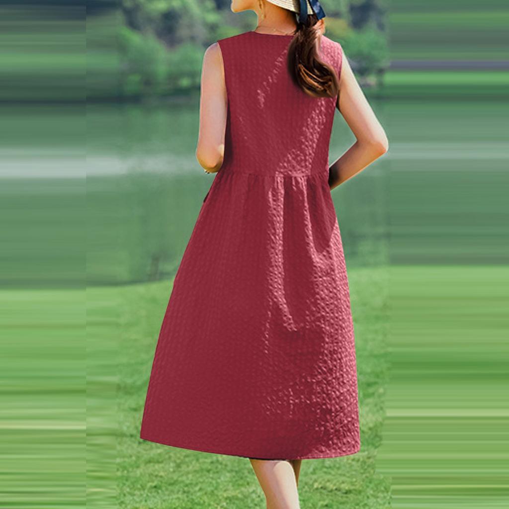 Women's Fashionable And Trendy Round Neck Loose Sleeveless Dress In Plus Size