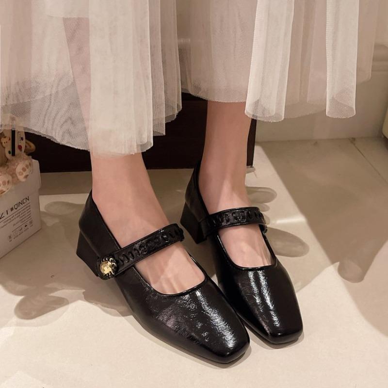 Quadratischer Absatz Single Shoes Damen Sommer Stil Französische Eleganz Riemchen Neue Schuhe