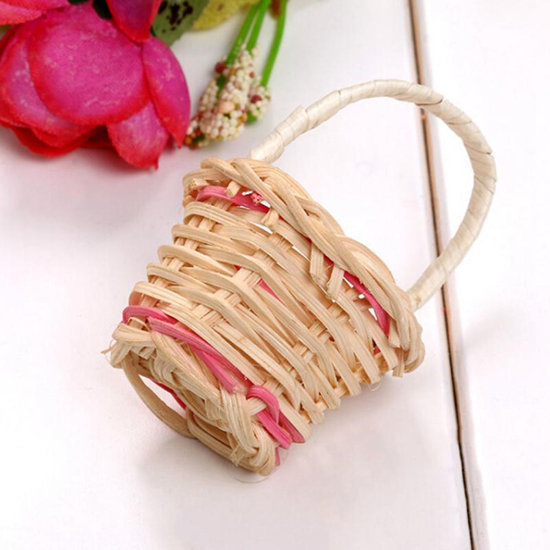 Mini Rattan Weaving Storage Basket Fruit Rattan Storage Box for Cosmetics Tea Picnic Basket