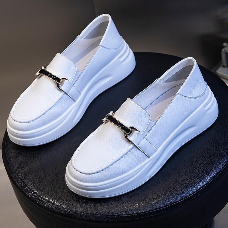 

Женская обувь из натуральной кожи 2025 года, новая весенняя мода, повседневные туфли на плоской подошве, туфли Мэри Джейн с одной педалью, низкие детские туфли 35 белый