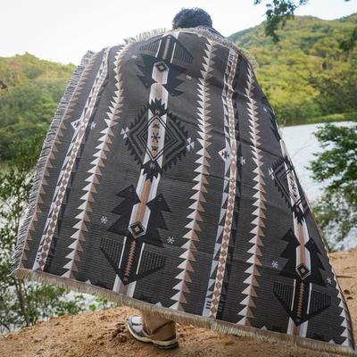 SWAG GEAR Picnic Blanket, Camping Rug, Glamping Decoration, All-Season (Ortega Pattern, Black)
