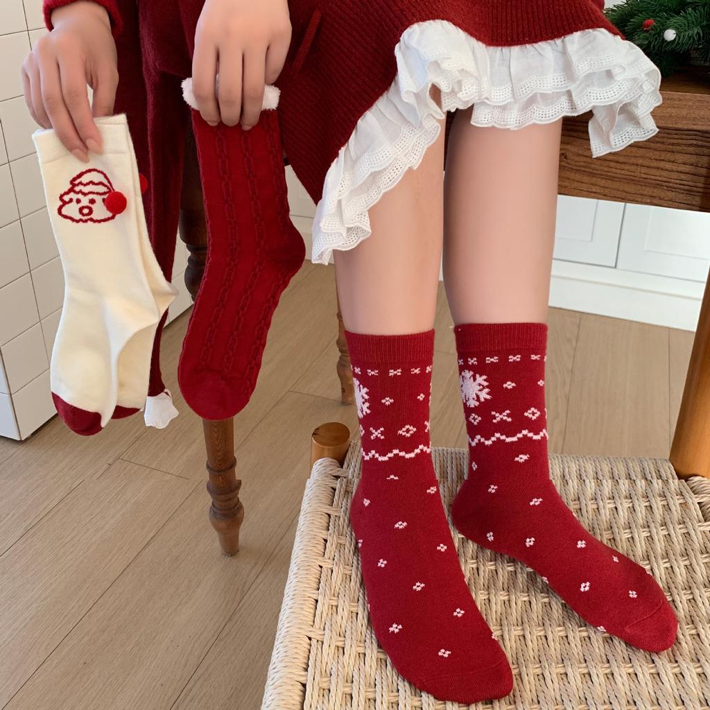 New Year's Festive Red Socks for Women, Autumn and Winter, with Twisted Fleece Balls, Snowflakes, Warm and Comfortable Rabbit Fleece Pile Socks
