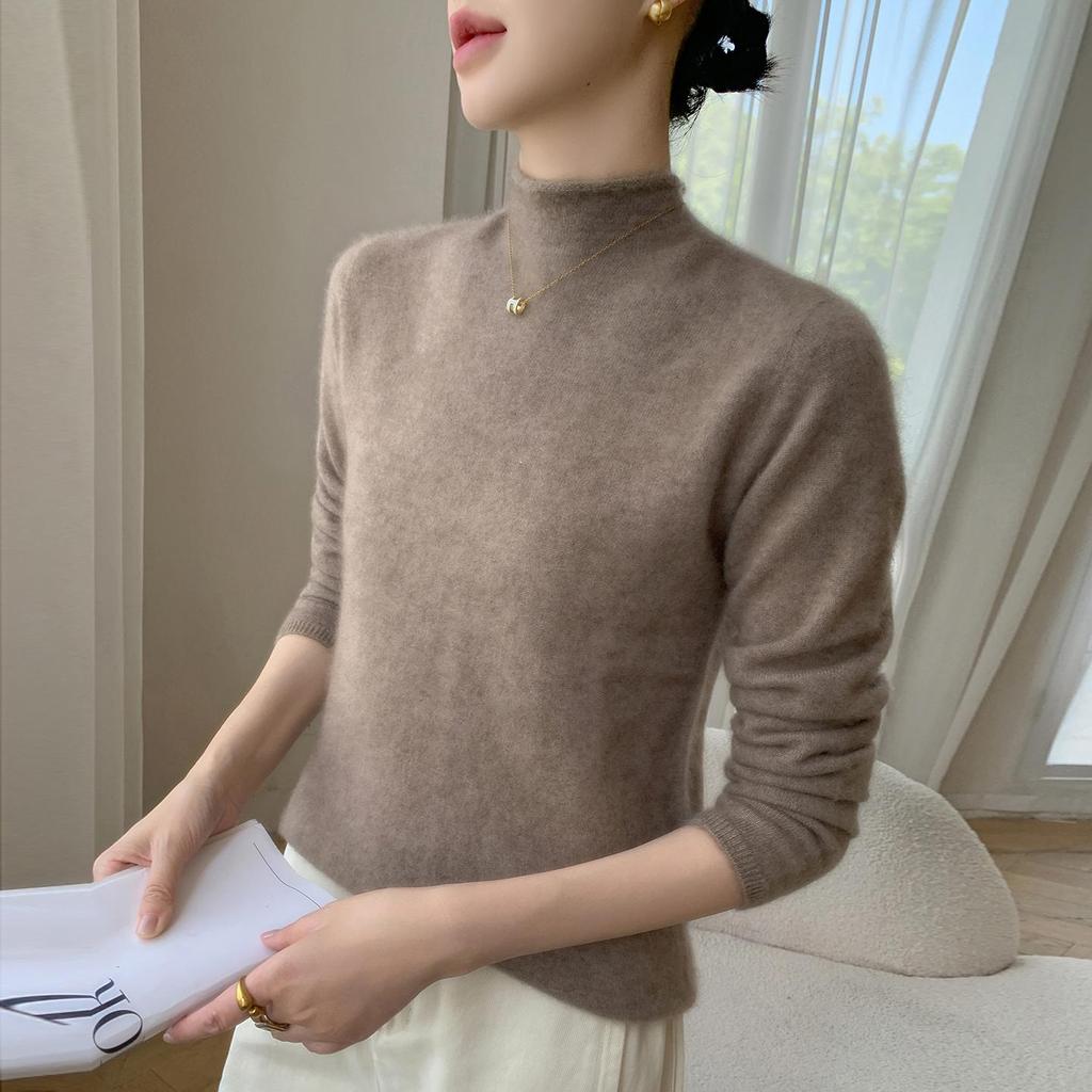 Rolled-Edge Half-High Collar Cashmere Knit Seamless Sweater: Women's Autumn/Winter Solid White Wool Base Layer