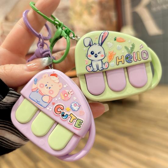 Přívěsek na klíče Kreslený Mini Piano Rekordér Design Hračka na uvolnění stresu s dekompresním tlačítkem Odrazový Přenosný Klíčenka