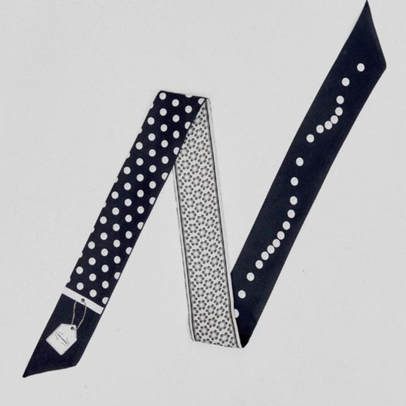 LOVE CHARM Blanc Pearl Square & Bonnie Twilly Scarf