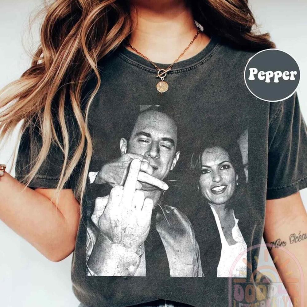 

Elliot And Olivia T-shirt, Retro Comfort Elliot Stabler And Olivia Benson Shirt, Unisex T-Shirt M