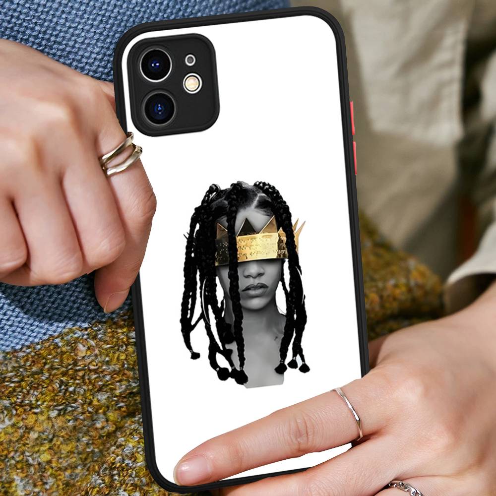 

Rihanna For IPhone Air 16 15 14 Plus 13 12 11 Pro Max Matte Cover Jelly Shockproof Phone Case iphone X