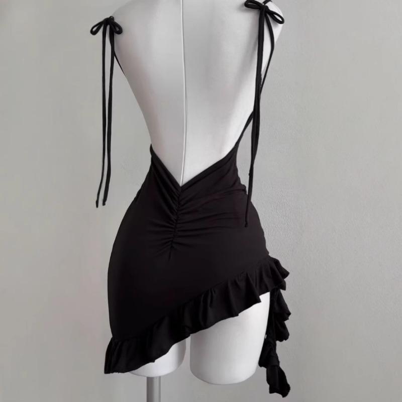 Módne letné sexy šaty s hlbokým výstrihom a trakmi pre ženy, elegantné, bez chrbta, skladané, šnurovacie, priliehavé, párty, nepravidelné krátke šaty s bokmi, dámske volánikové oblečenie