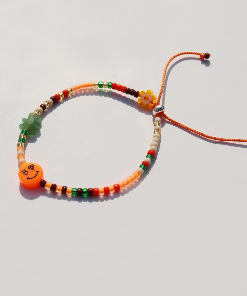 Bonbeau Kitsch Motives Charm Beads Knot Bracelet Kitsch Smile Teddy Bear Charm Beads Thread Bracelet Knot Bracelet