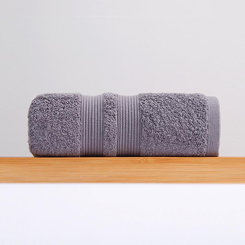 Large Absorbent Xinjiang Cotton Bath Towel - Soft and Thick Pure Cotton for Adults