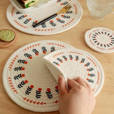 Yousheng Handwoven Cotton Rope Placemat with Original Print Heat-Resistant Non-Slip Round Table Mat Decorative Kitchen Dining Accessory.