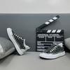 Încălțăminte unisex – Adidași