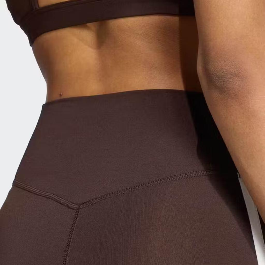 adidas Pantalons décontractés évasés rayés coupe slim Essentials pour femme bas KC7868