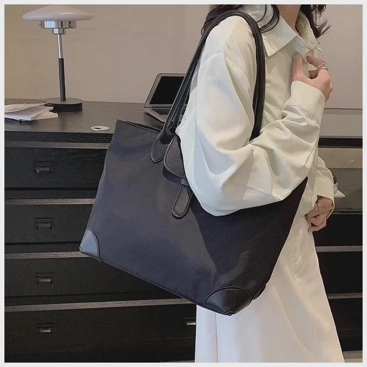 High-Capacity Women's Shoulder Tote: Stylish Nylon Commuter & School Bag