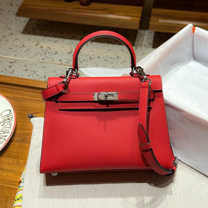 Avansert andregenerasjons sølvspenneveske for kvinner Ny modell håndveske med palmemønstret kuskinn Skulderveske Crossbody-veske Trendy