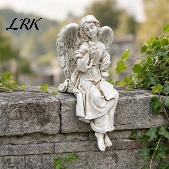 Retro Angel Garden Decoration Winged Statue, Resin Praying Figurine, Elegant Healing Courtyard Ornament Sitting Sculpture for Outdoor Indoor
