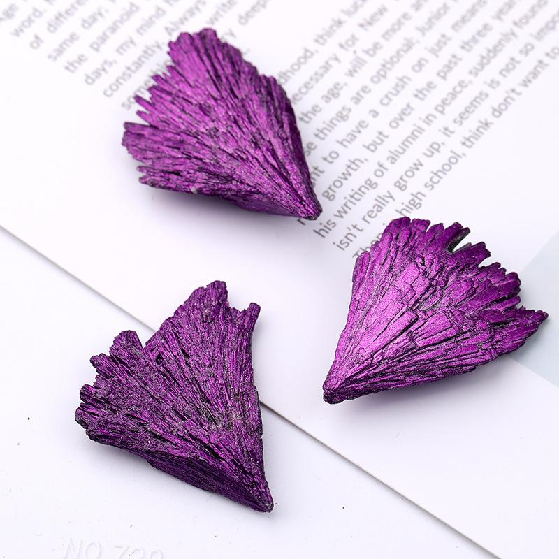 1 pcs Electroplated black tourmaline, peacock blue feathers, crystal clusters, mineral specimens, Taijing karst caves, modern decoration