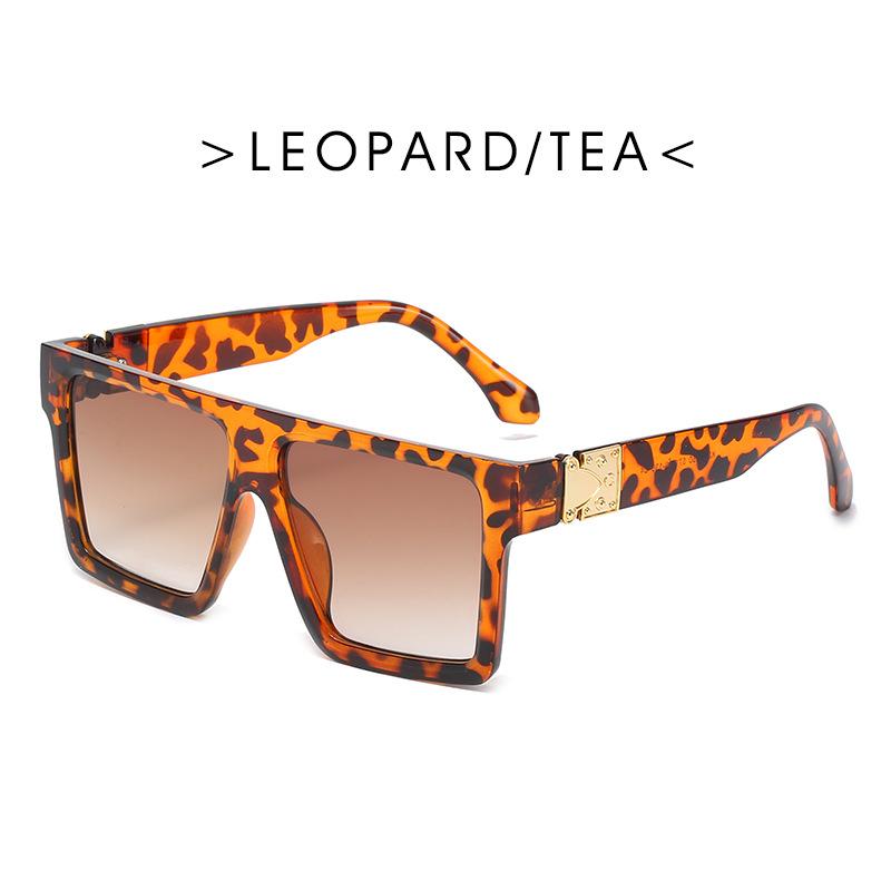 Classic Fashion Vintage Big Frame Square Sunglasses Women Men  Luxury Brand Designer Flat Top Sun Glasses Travel Shades