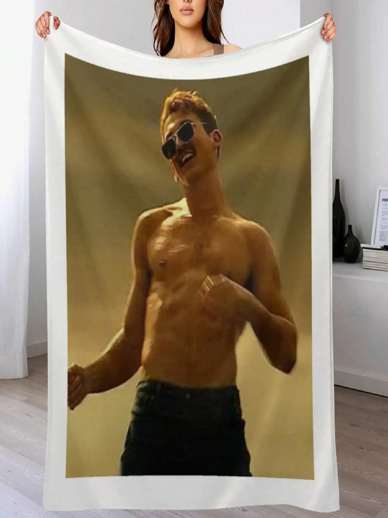 Miles Teller Throw Blanket Bed Fashionable Decoratives Sofas Multi-Purpose Blankets 75X95CM