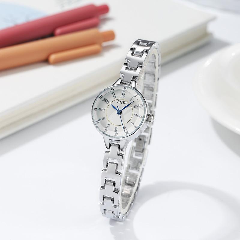 Bracelet Watch Exquisite Fashion Small Plate Niche Quartz Watch Student Simple Waterproof