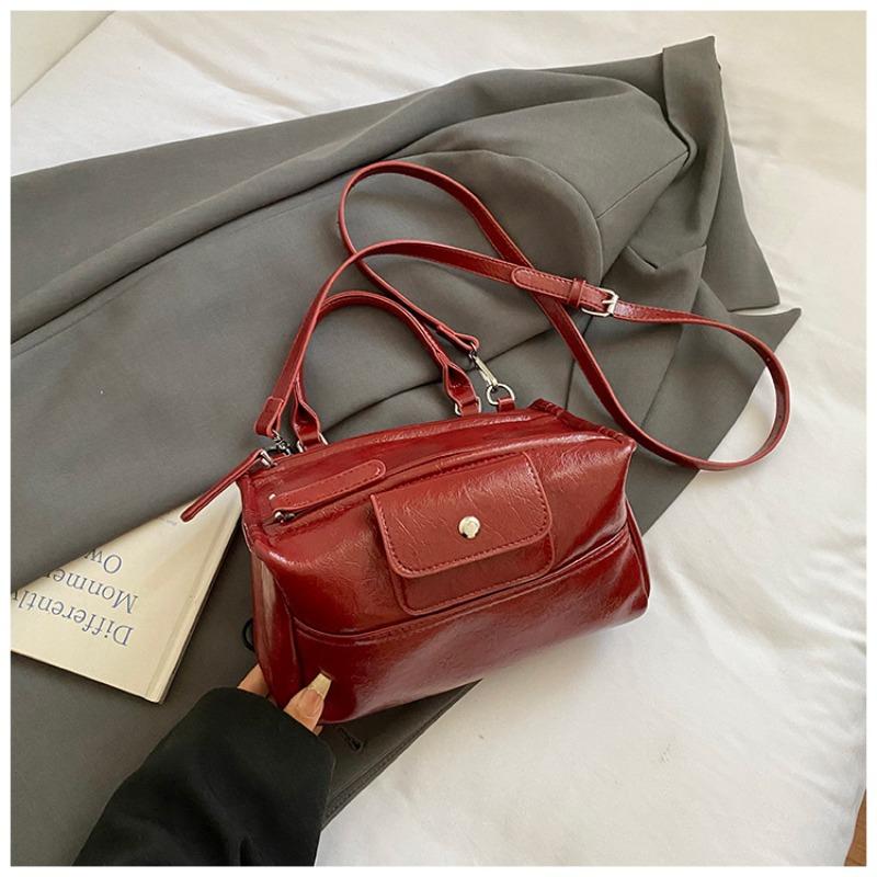 Niche Large-capacity Handbag Women's Autumn New High-value Fashionable Retro Shoulder Messenger Bag