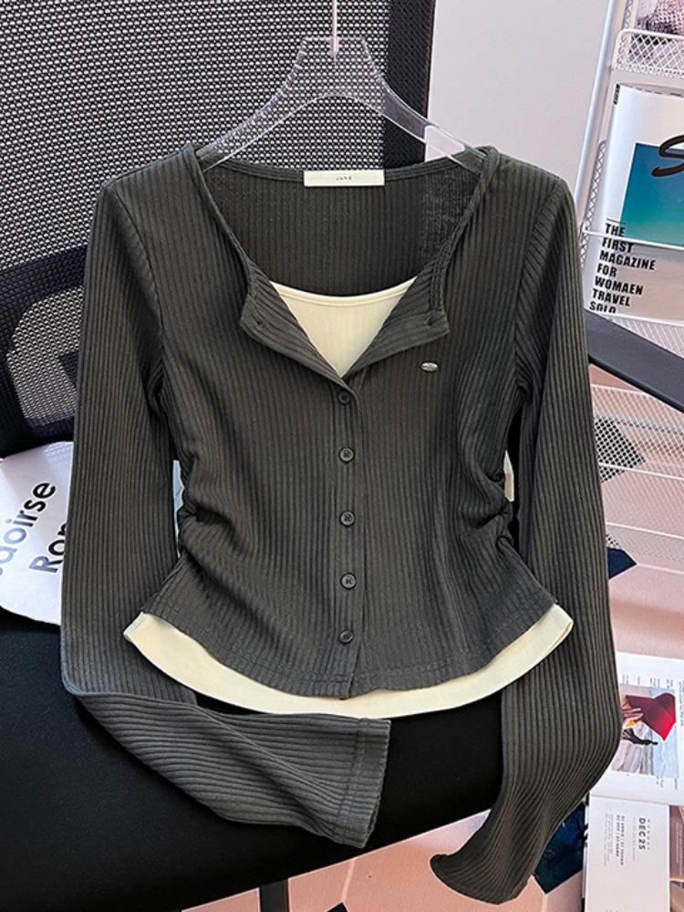 

Женская облегающая футболка-двойка с длинными рукавами – уникальный дизайн начала осени 2024 года M