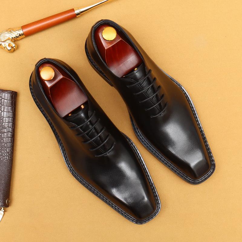 [Pendant l'événement] Chaussures en cuir marron Chaussures pour hommes Chaussures en cuir véritable Chaussures de mariage britanniques haut de gamme pour hommes