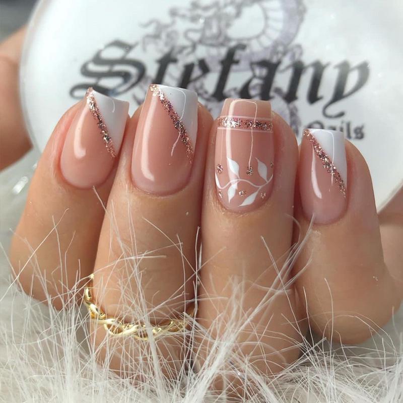 

Short White Glitter Edge Nail Art Tips - Elegant Wearable False Nails Gold Plated Topcoat Glue