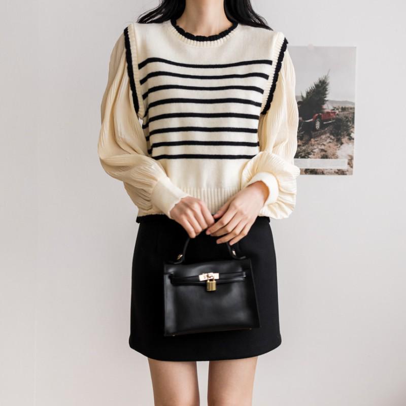 2025 Autumn Black & White Striped Puff Sleeve Sweater Knitwear Top