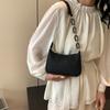 New Beautiful Chain Small Bag Trend Line Lightweight Shoulder Bag Personalized Fashion Small Square Bag Women
