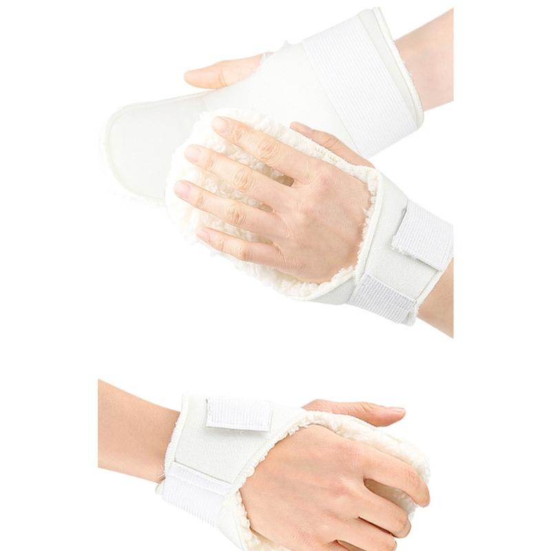 Warmer, fleecegefütterter Handschutz mit ergonomischer Form zur Reduzierung von Beschwerden nach chirurgischen Eingriffen, geeignet für Aktivitäten bei kaltem Wetter
