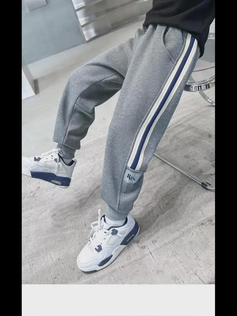 New 2025 Boys' Autumn/Winter Sports Sweatpants: Velvet-Cuffed, Medium/Large Casual Trousers Trend.