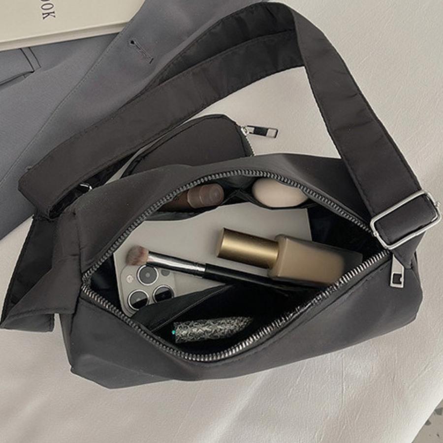 Spring New Fashion Women's Bag, Minimalist Shoulder Bag, Armpit Bag, Casual Commuter Oxford Cloth Pillow Bag CLE