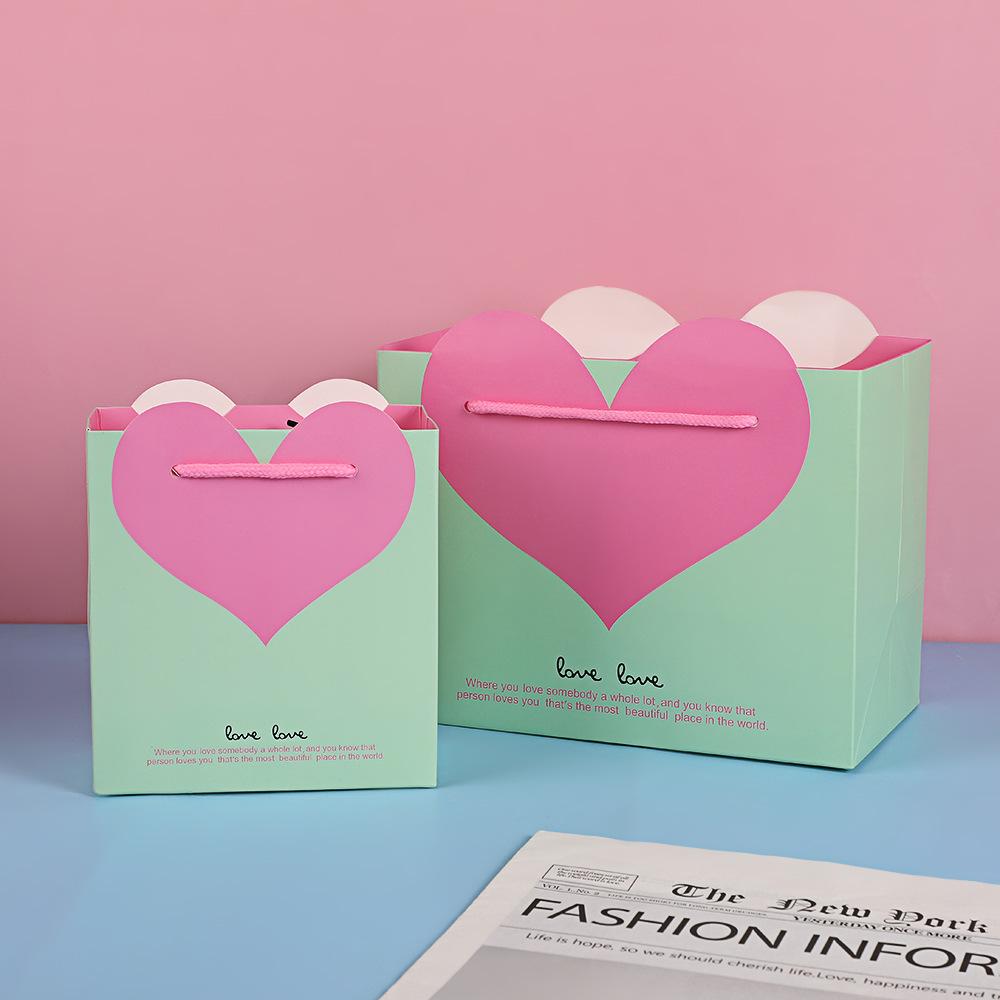 12/30pcs Heart Paper Tote Bags Recyclable Gift Bags for Wedding Birthday Valentine Party Favors Candy Cookies