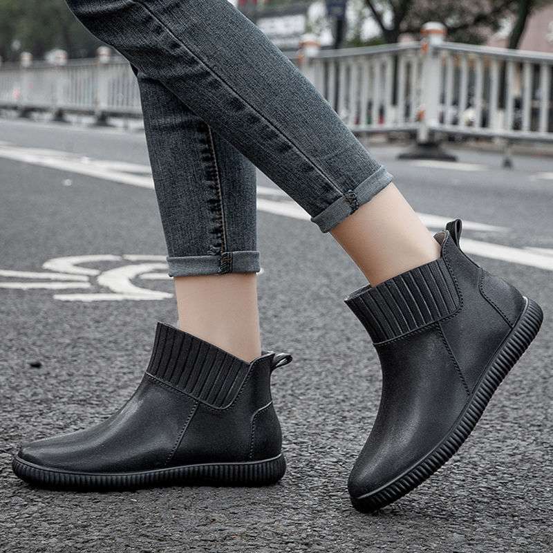 

Модная водонепроницаемая обувь на короткой голенище, женская резиновая обувь, кухонная рабочая обувь, дождевая обувь, резиновые сапоги, нескользящие бахилы, студенческая корейская версия для ношения на улице 40