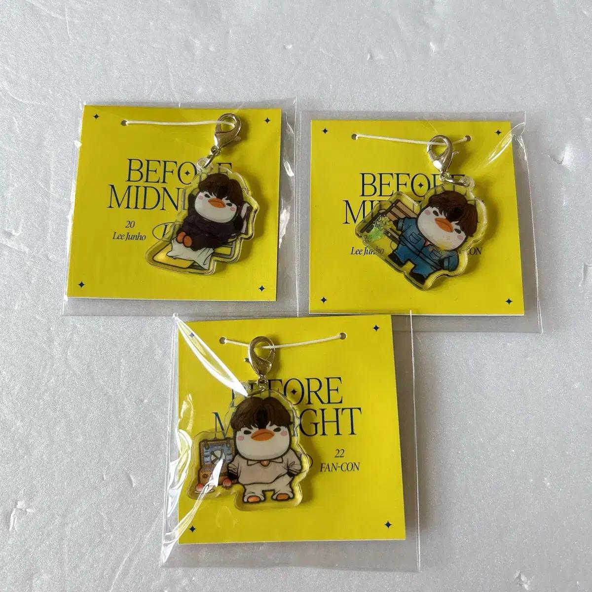 

Lee Joon-ho Bimina And Peng Peng Keyring In Bulk