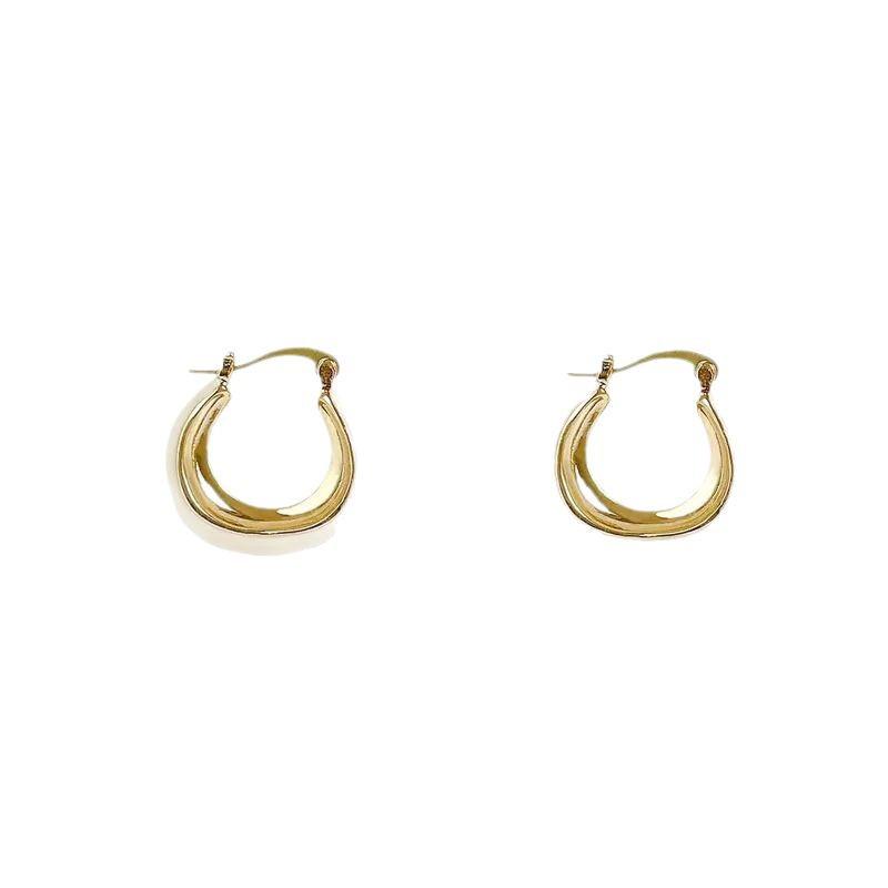 2024 Chic French Retro Slimming Stud Earrings for Women - Autumn/Winter Round Face Design