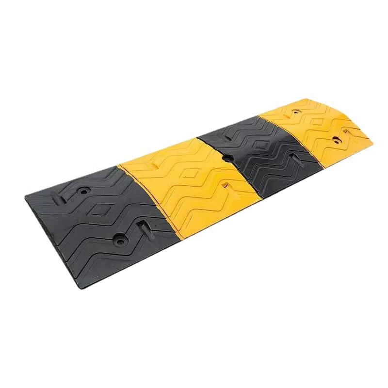 Heavy-Duty Rubber Road Speed Hump