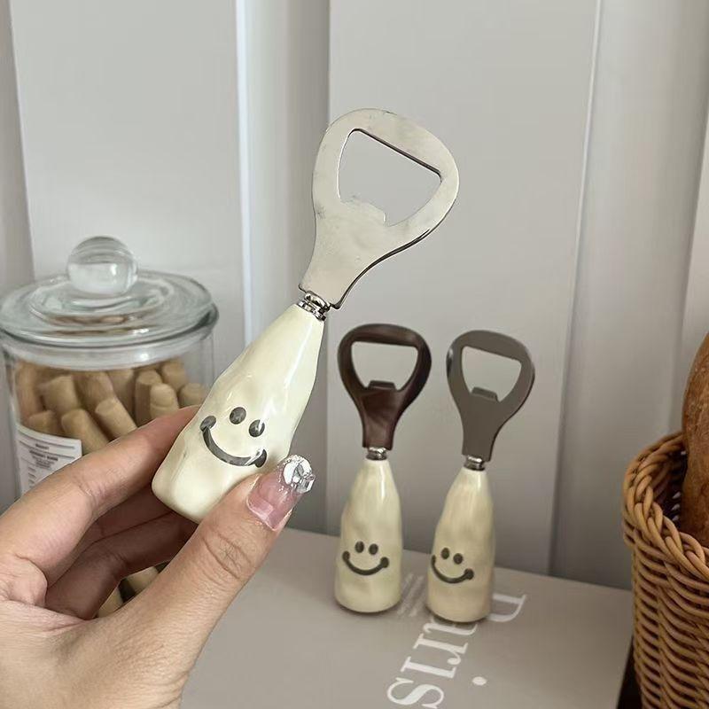 Cute Smiley Face Beer Bottle Opener, Plastic Handle Imitation Ceramic Handle, Standable Bottle Opener, Creative Stainless Steel Bottle Opener
