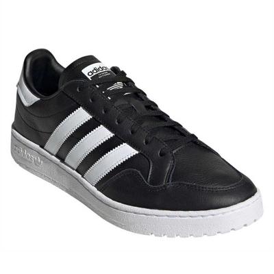 Încălțăminte pentru bărbați – Adidași
