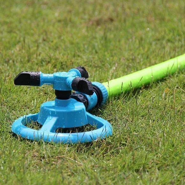 

1 Pcs Lawn Small Disc Sprinkler Three Pronged Rotatable Plastic Sprinkler 360 Degree Rotating Water Spray синий
