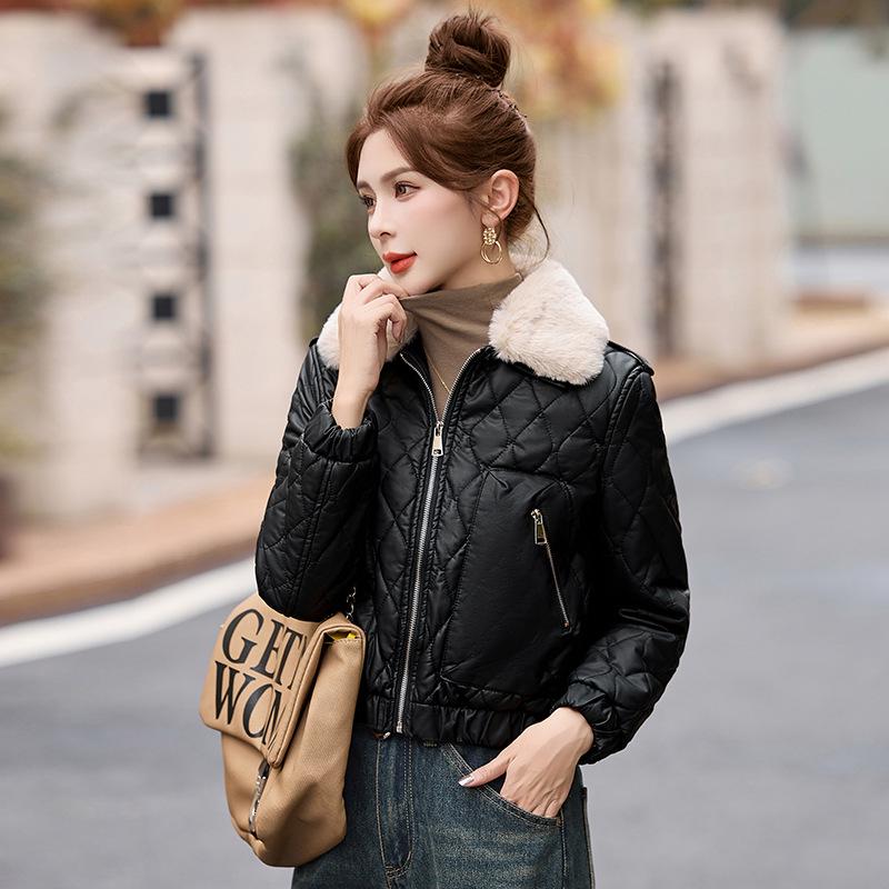 Women's Winter Korean Style PU Leather Coat with Fleece Lining and Fur Collar